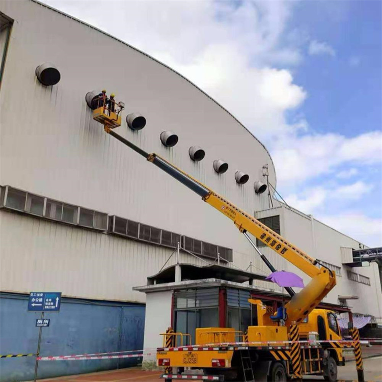 瀍河回族高空作业车出租服务：专业广告牌安装解决方案