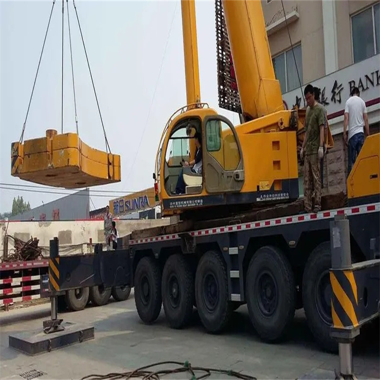 瀍河回族当地吊车出租|机器吊装|75吨|工厂搬迁服务