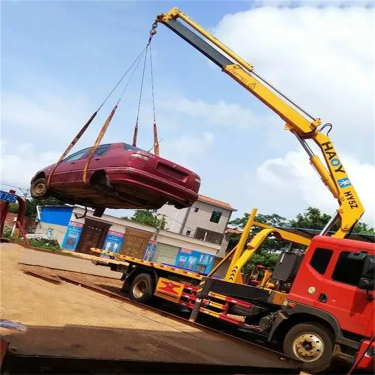 瀍河回族吊车吊汽车的正确方法